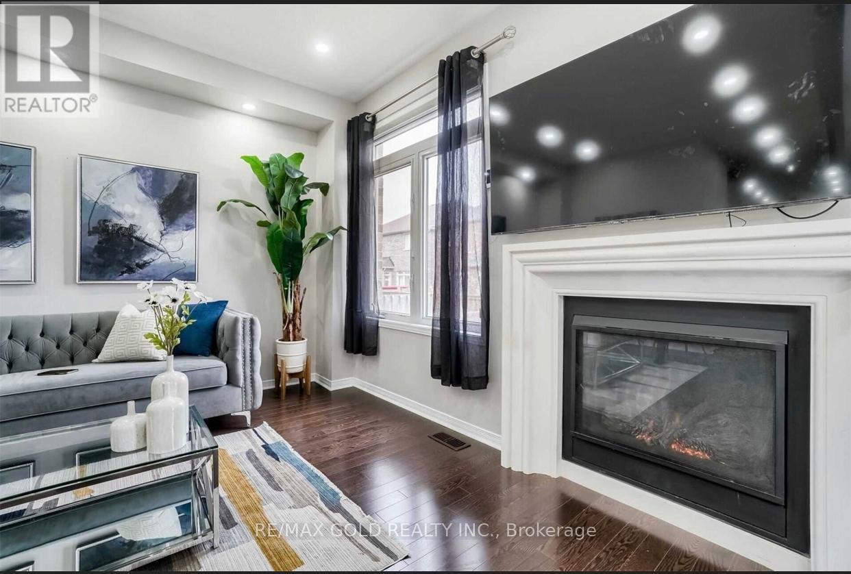 Townhouse at 66 ZELDA ROAD, Brampton (Sandringham-Wellington North)