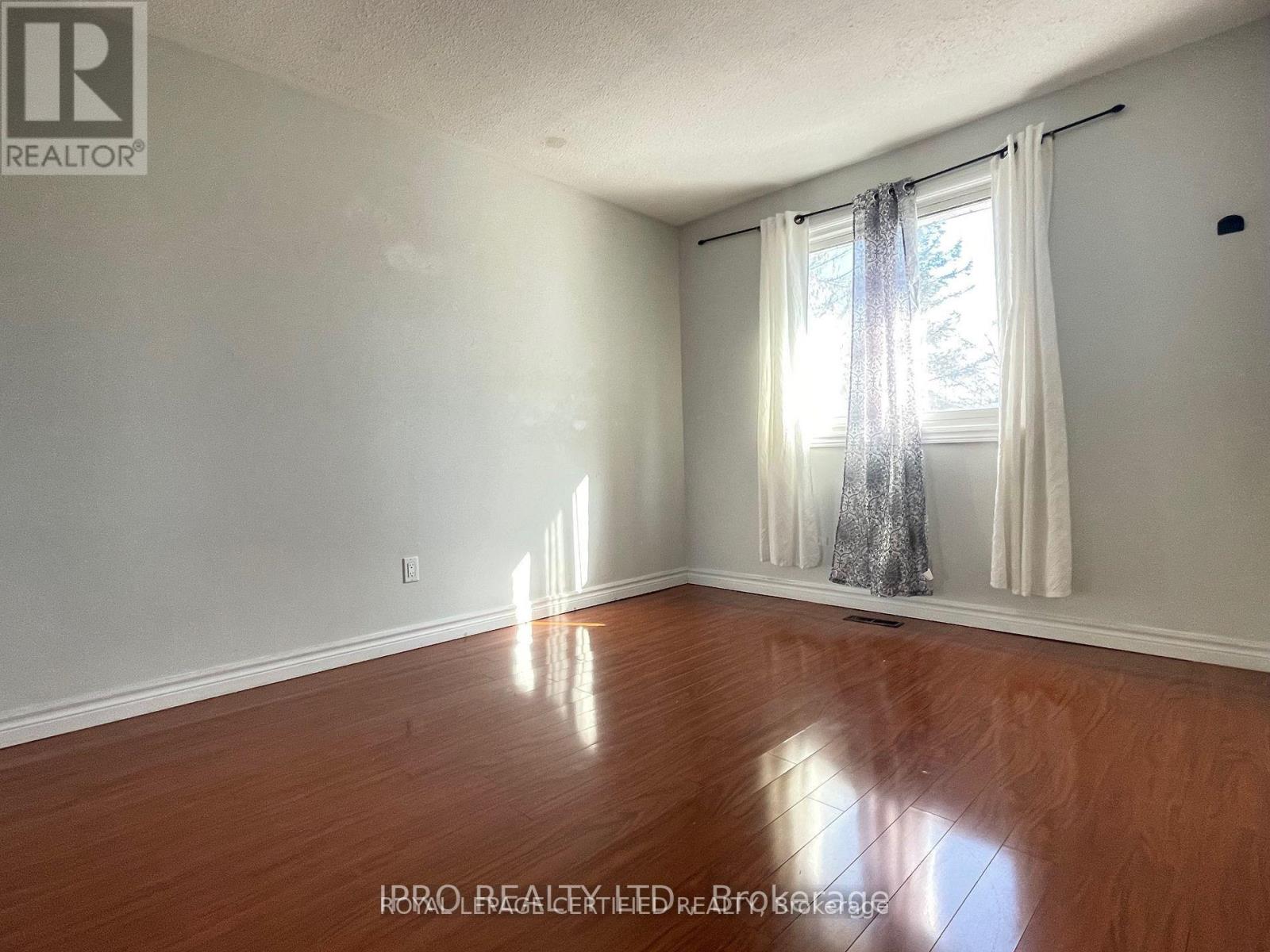 Semi-Detached/Link at UPPER - 498 DARALEA HEIGHTS, Mississauga