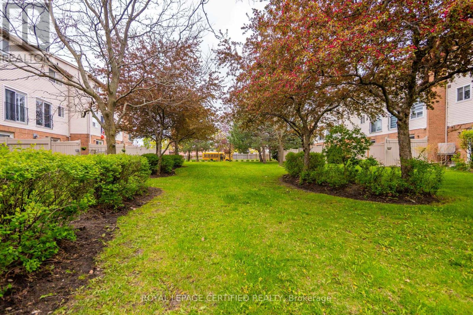 Townhouse at 876 SCOLLARD COURT, Mississauga