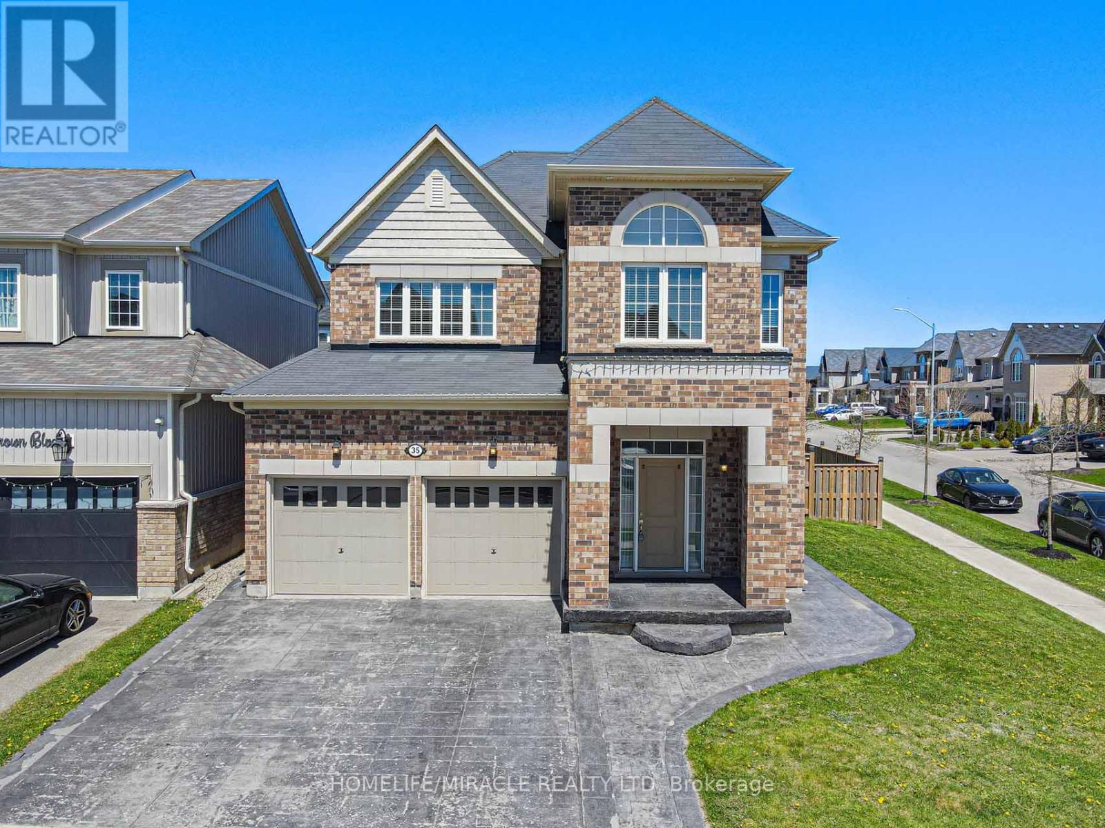 Detached at 35 DREW BROWN BOULEVARD, Orangeville
