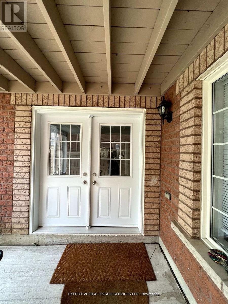 Detached at LOWER - 39 STONEYLAKE AVENUE, Brampton (Madoc)