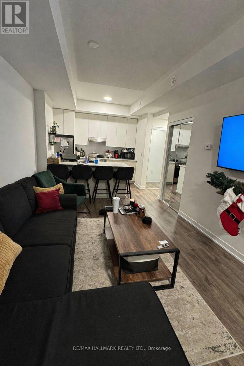 Townhouse at 111 - 140 CANON JACKSON DRIVE, Toronto (Beechborough-Greenbrook)
