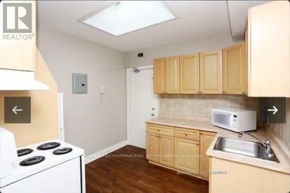 Apartment at 2 - 133 FIFTH STREET, Toronto (New Toronto)