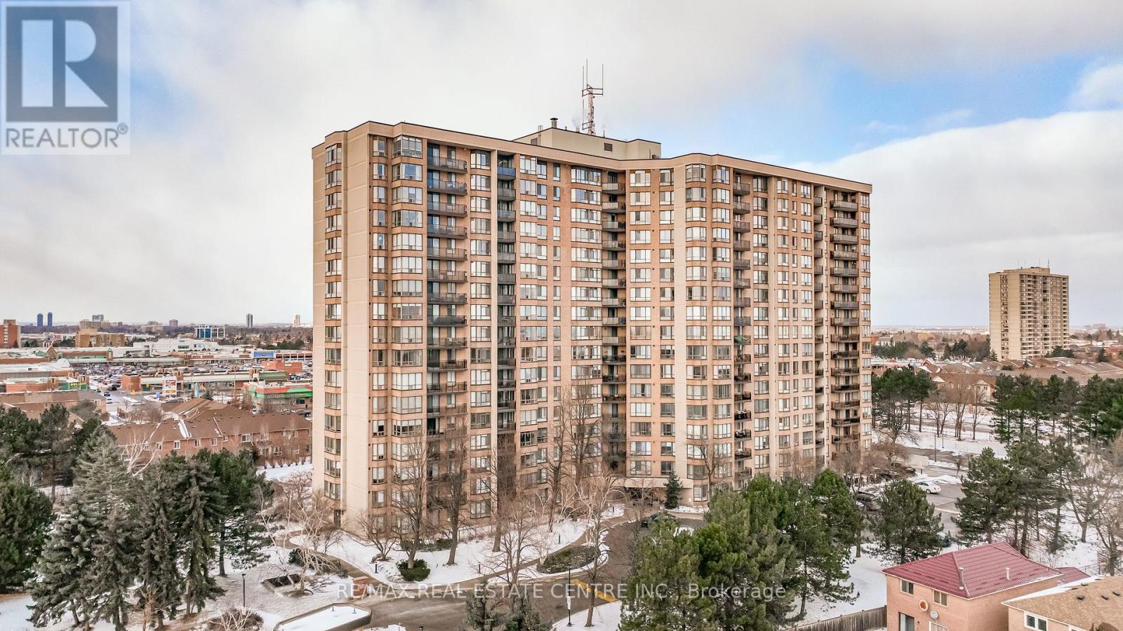 Apartment at 806 - 20 CHERRYTREE DRIVE, Brampton (Fletcher's Creek South)