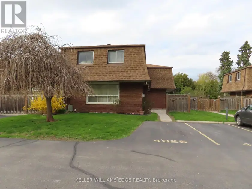 Townhouse at 12 - 4026 LONGMOOR DRIVE, Burlington