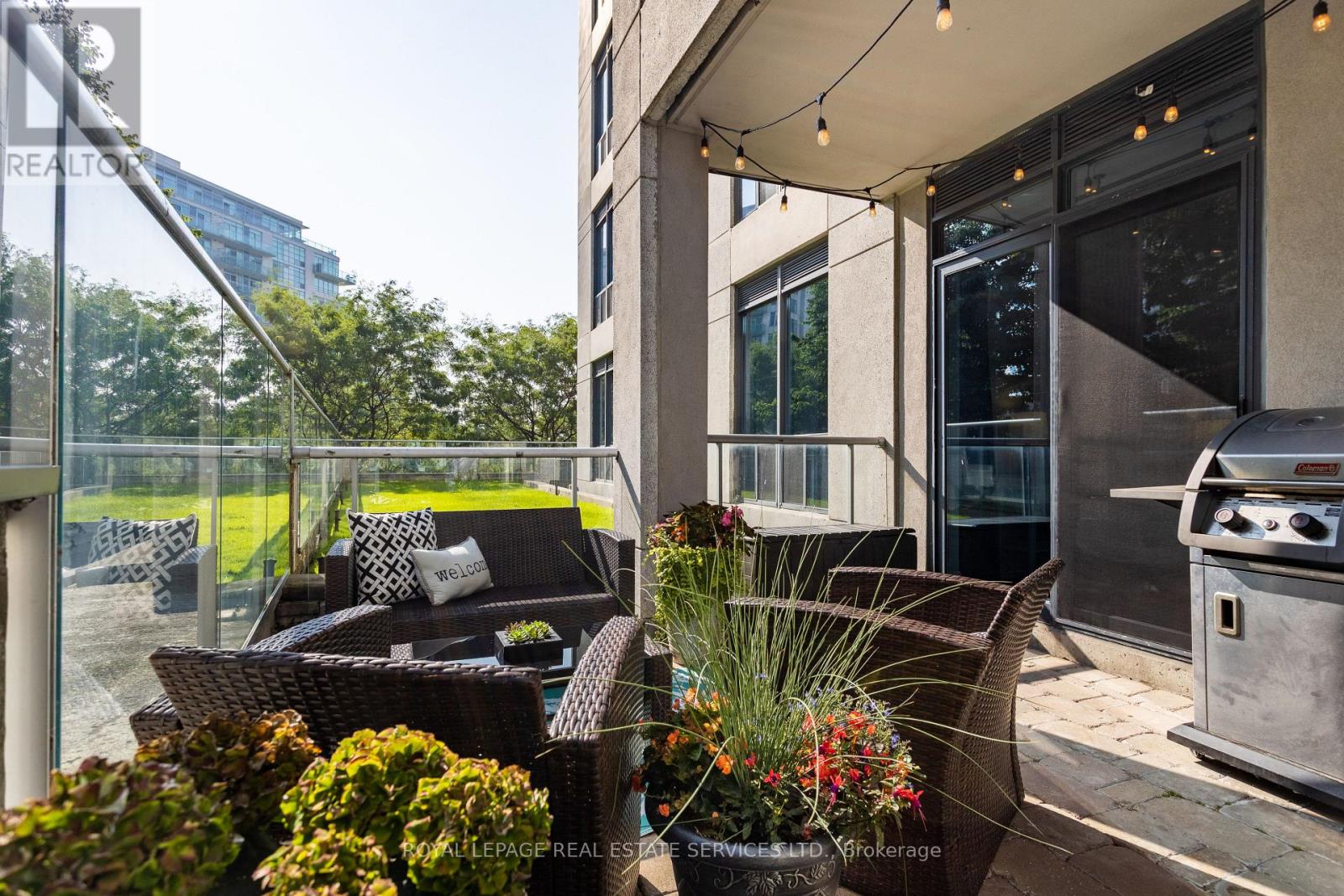 Apartment at 109 - 2083 LAKE SHORE BOULEVARD W, Toronto (Mimico)