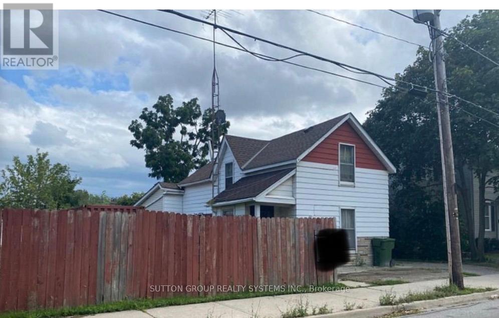 Detached at 392 PEARL STREET, Milton (OM Old Milton)