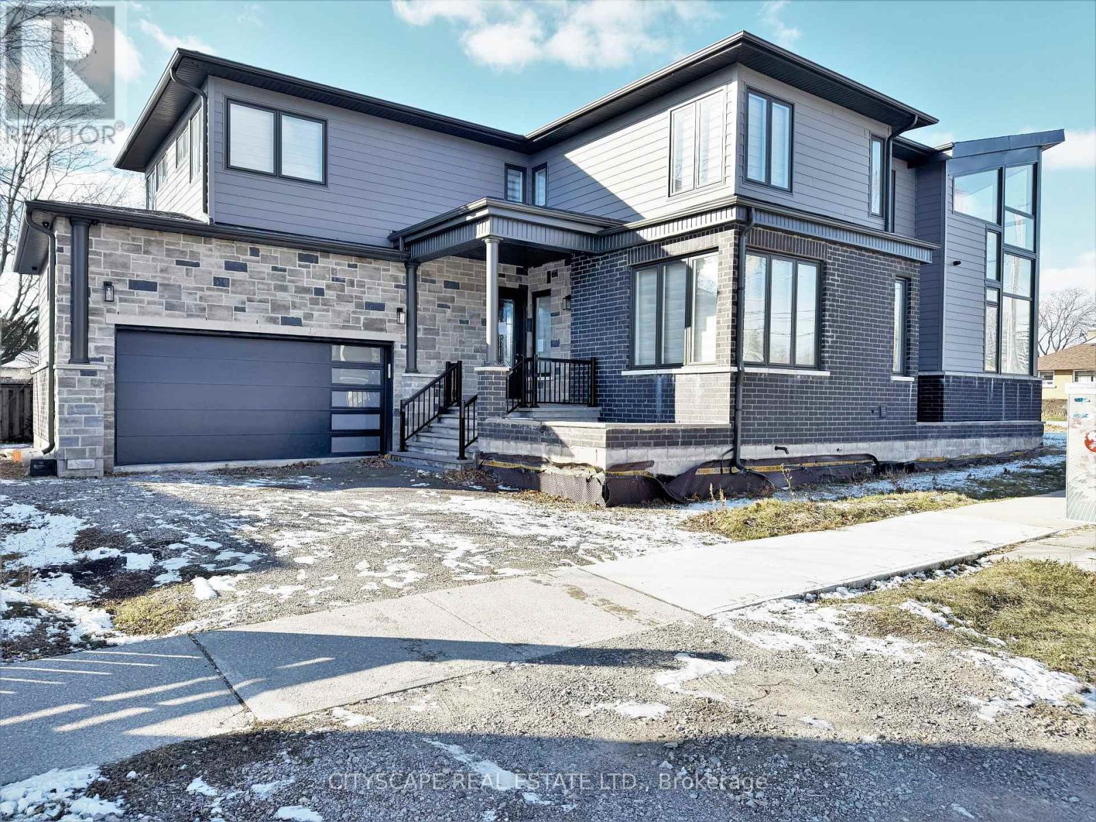 Detached at 204 MARY STREET, Oakville (CO Central)