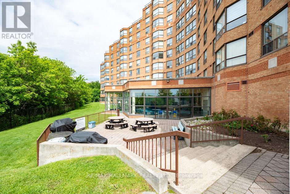 Apartment at 218 - 6 HUMBERLINE DRIVE, Toronto