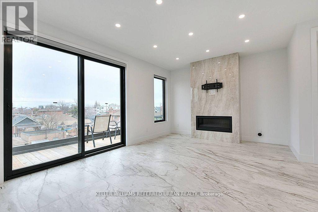Detached at 613 HARVIE AVENUE, Toronto