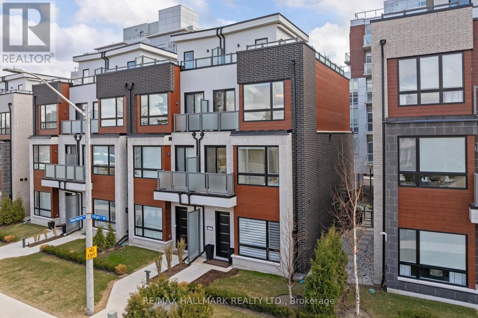 Townhouse at 129 HIGH STREET W, Mississauga (Port Credit)