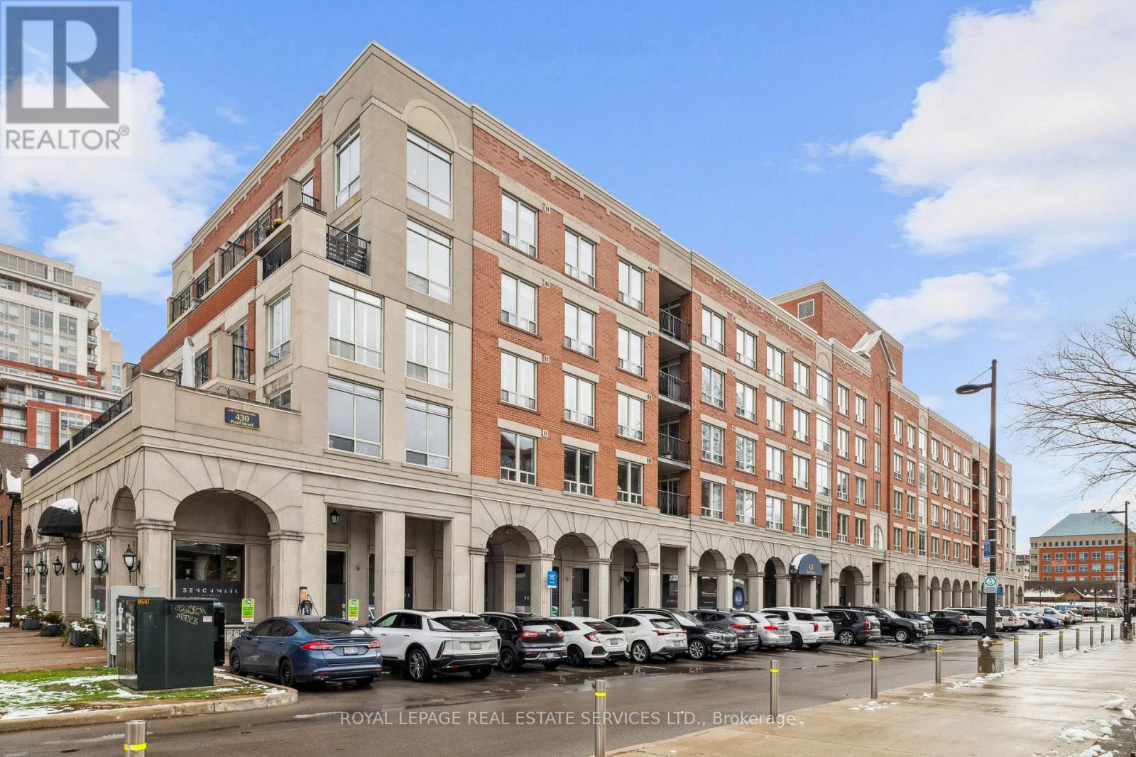 Apartment at 412 - 430 PEARL STREET, Burlington (Brant)