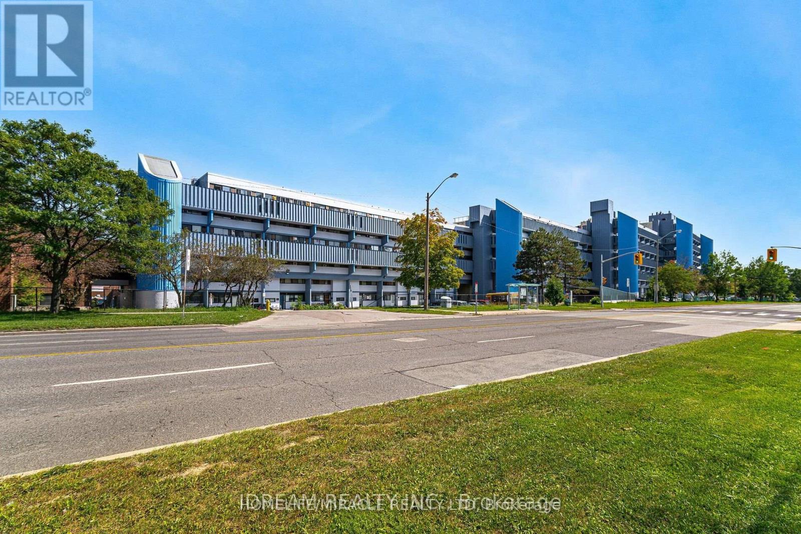 Townhouse at 517 - 4673 JANE STREET, Toronto (Black Creek)