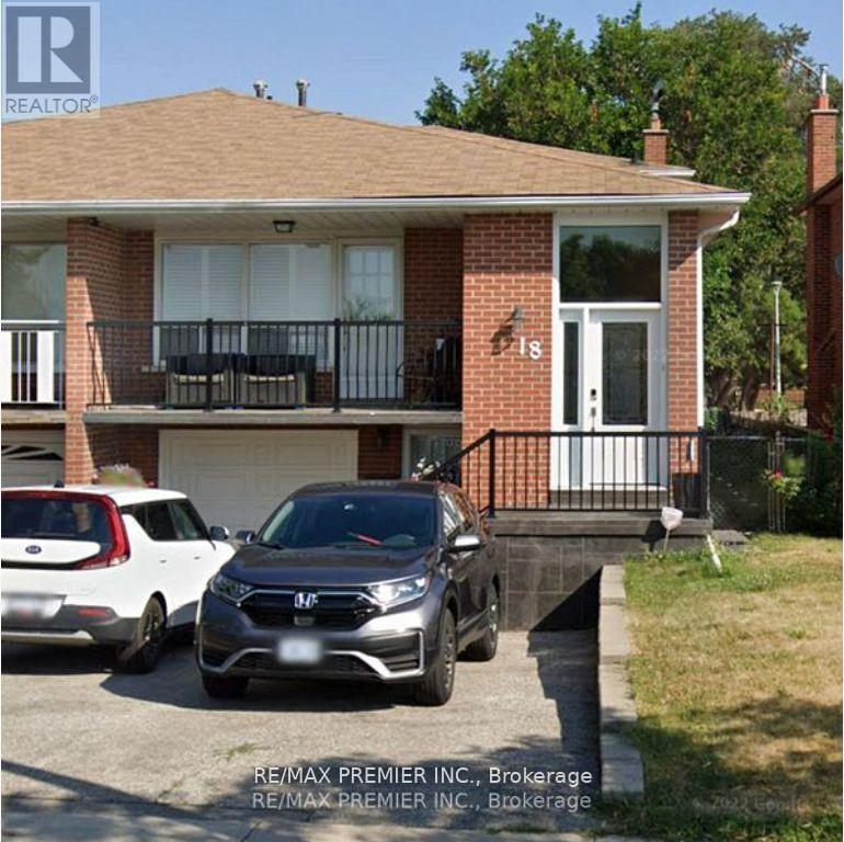 Semi-Detached/Link at 18 MADONNA GARDENS, Toronto (Humber Summit)