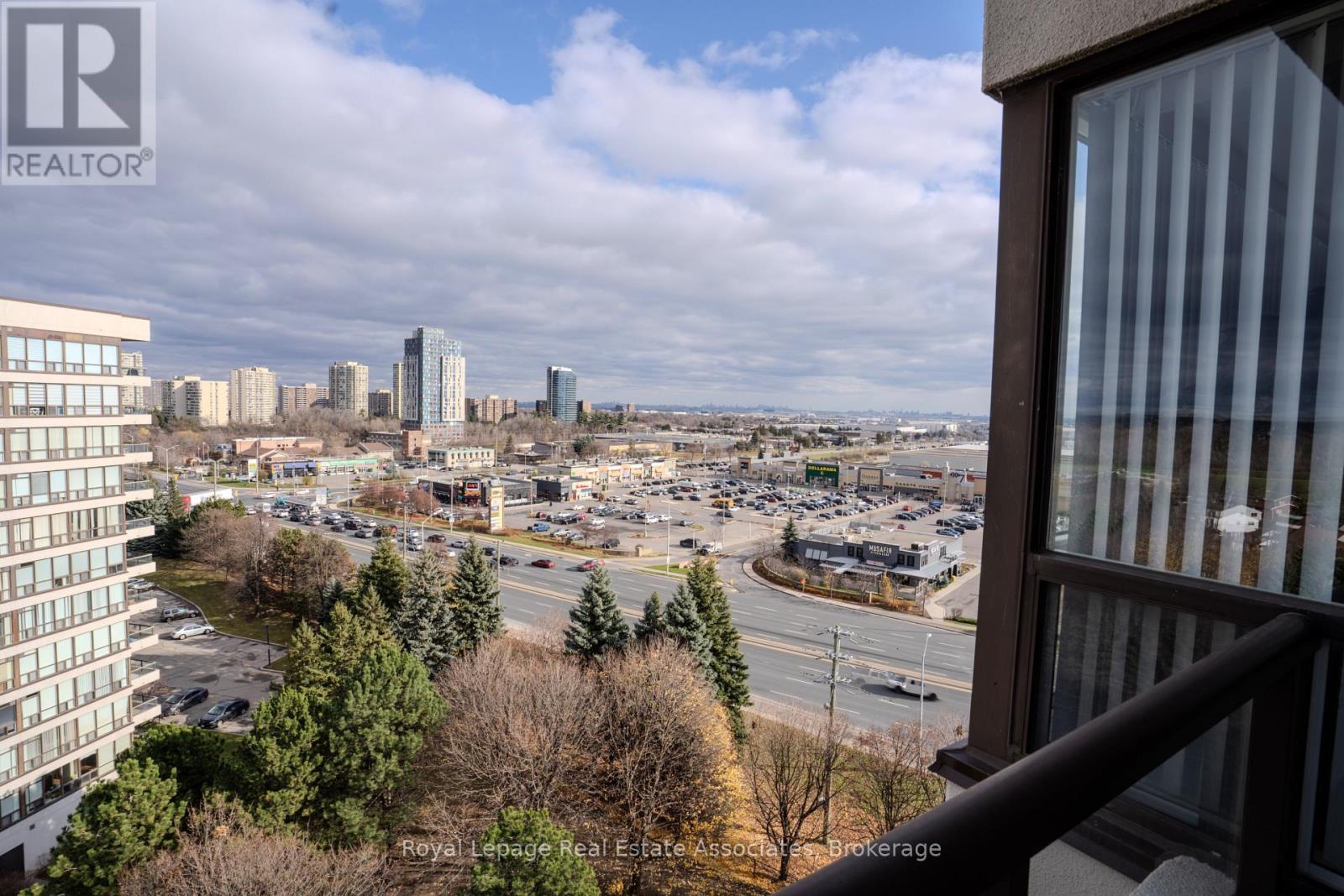 Apartment at 1112 - 12 LAURELCREST STREET, Brampton (Queen Street Corridor)
