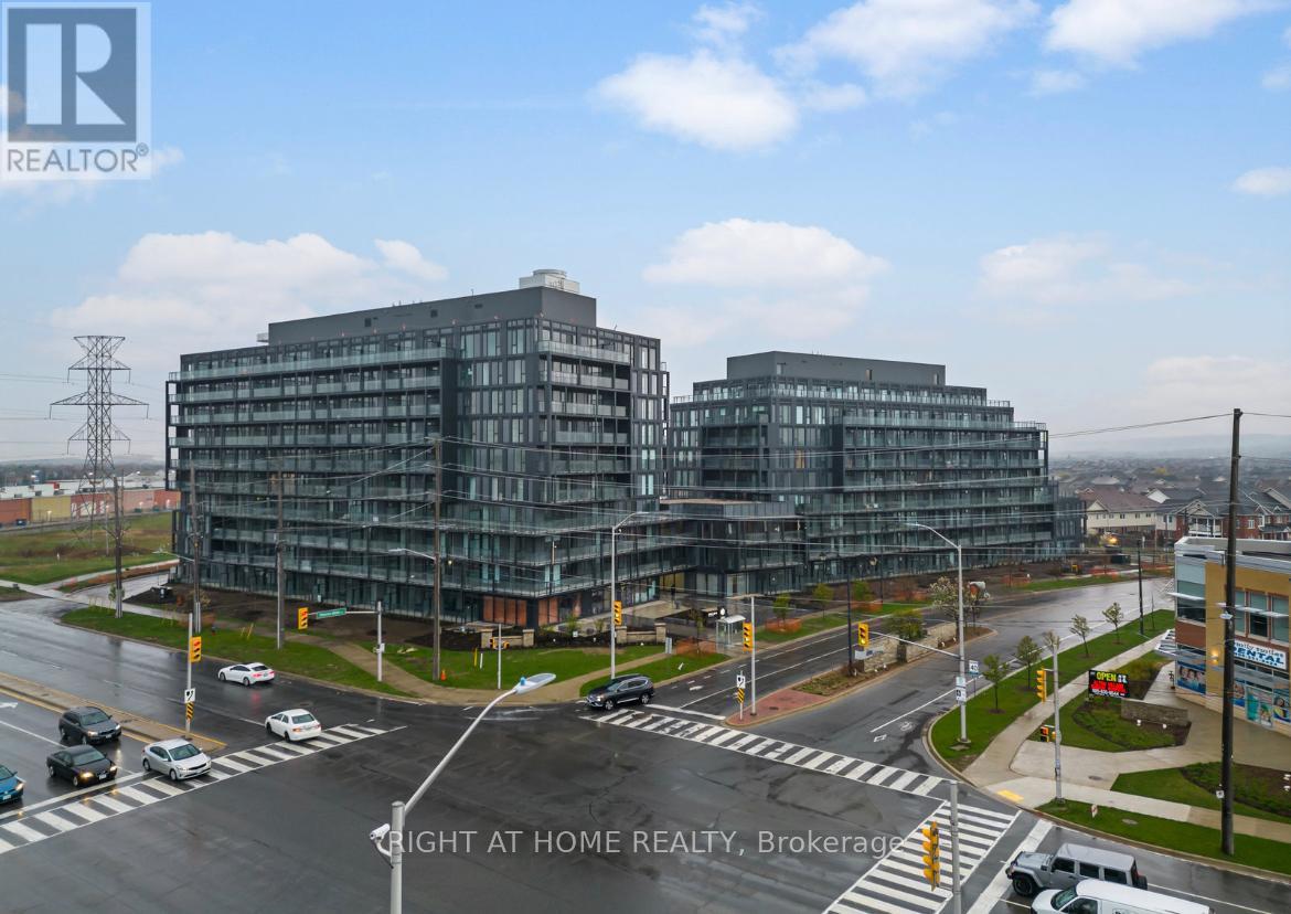 Apartment at B613 - 3200 DAKOTA COMMON, Burlington