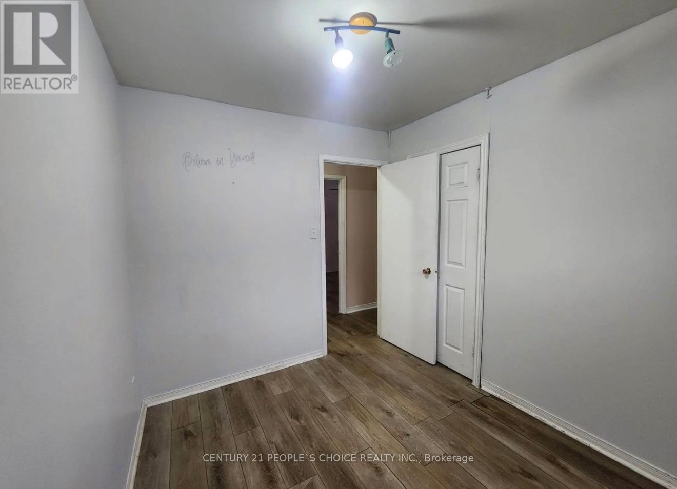 Semi-Detached/Link at 17 SEABORN ROAD, Brampton