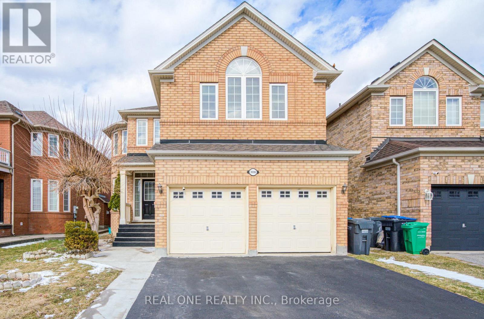 Detached at 3696 WATERFALL CRESCENT, Mississauga (Lisgar)