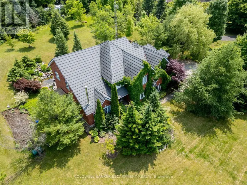 Detached at 3 MORGAN DRIVE, Halton Hills (Rural Halton Hills)