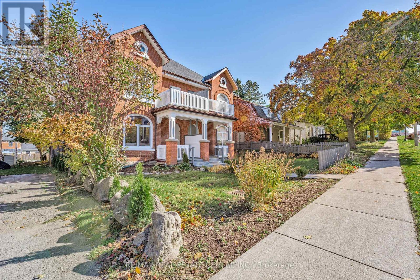 Semi-Detached/Link at 17 FIRST STREET, Orangeville
