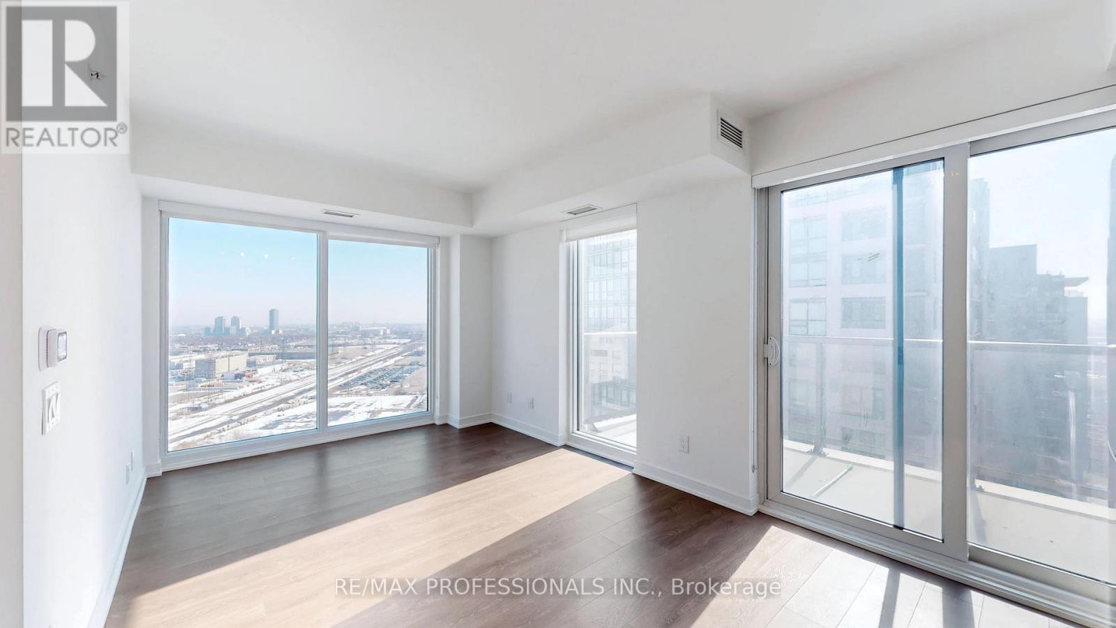 Apartment at 2410 - 30 SAMUEL WOOD WAY, Toronto (Islington-City Centre West)