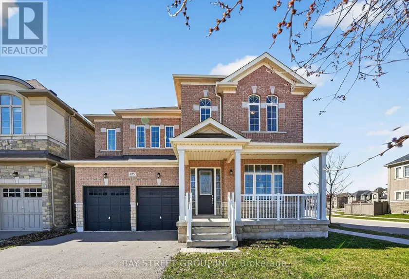 Detached at 425 THRESHING MILL BOULEVARD, Oakville
