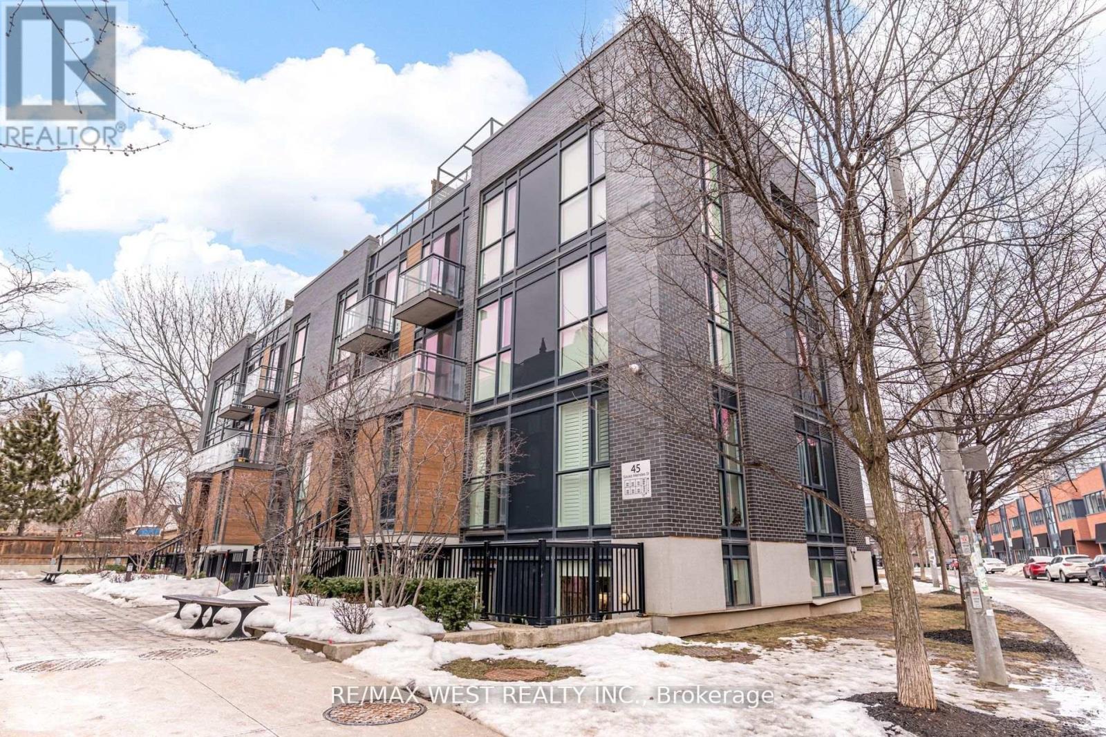 Townhouse at 101 - 45 SOUSA MENDES STREET, Toronto (Dovercourt-Wallace Emerson-Junction)