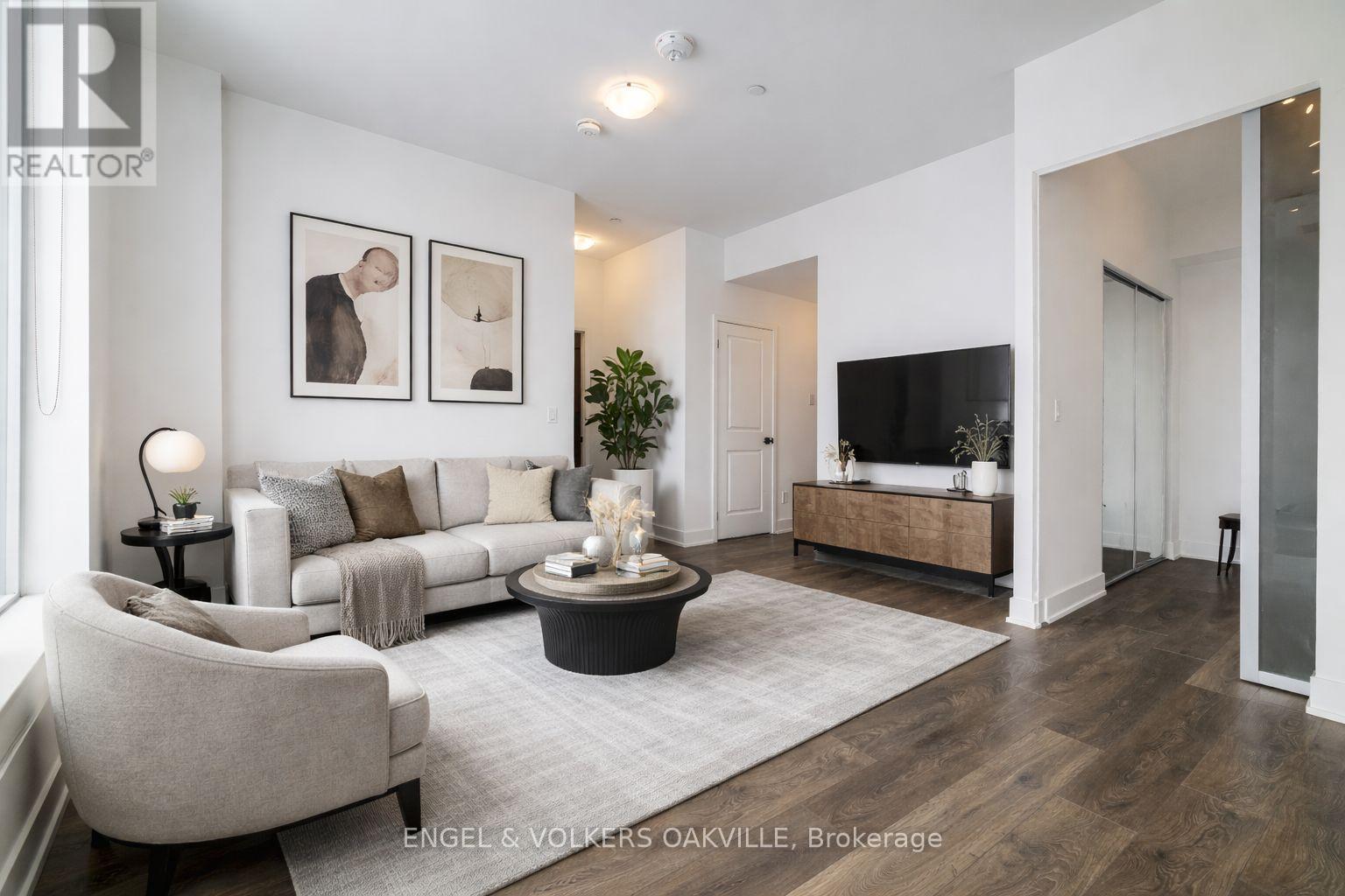 Apartment at 248 - 2481 TAUNTON ROAD, Oakville (RO River Oaks)
