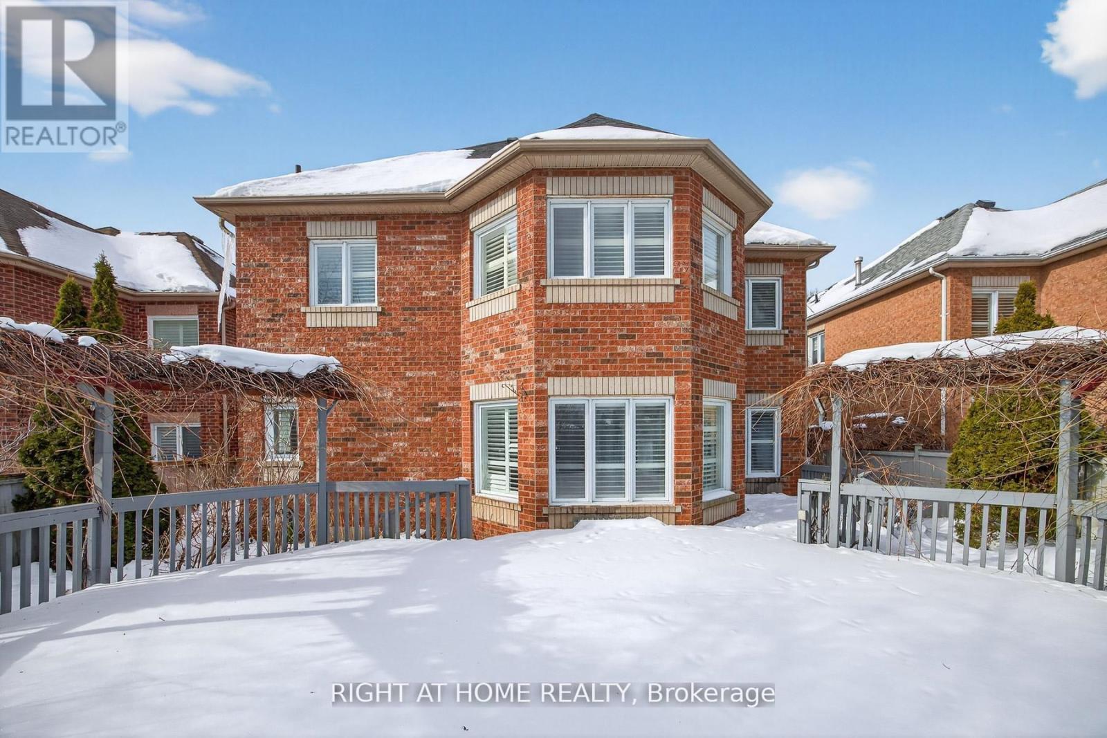 Detached at 2013 ROSEMOUNT CRESCENT, Oakville