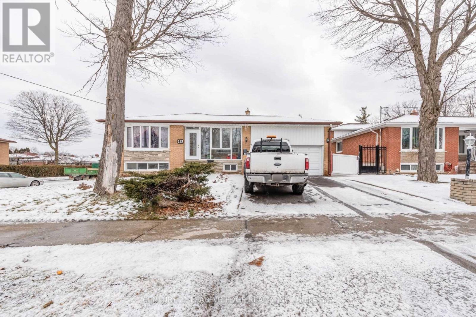 Detached at 213 GRANDRAVINE DRIVE, Toronto (York University Heights)