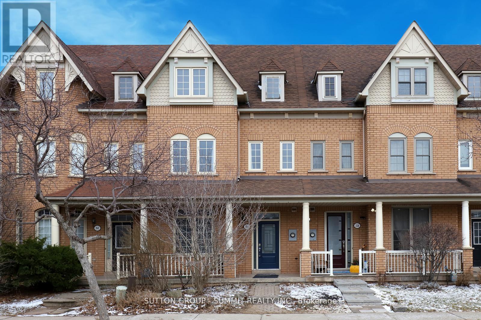 Townhouse at 260 GLENASHTON DRIVE, Oakville (RO River Oaks)