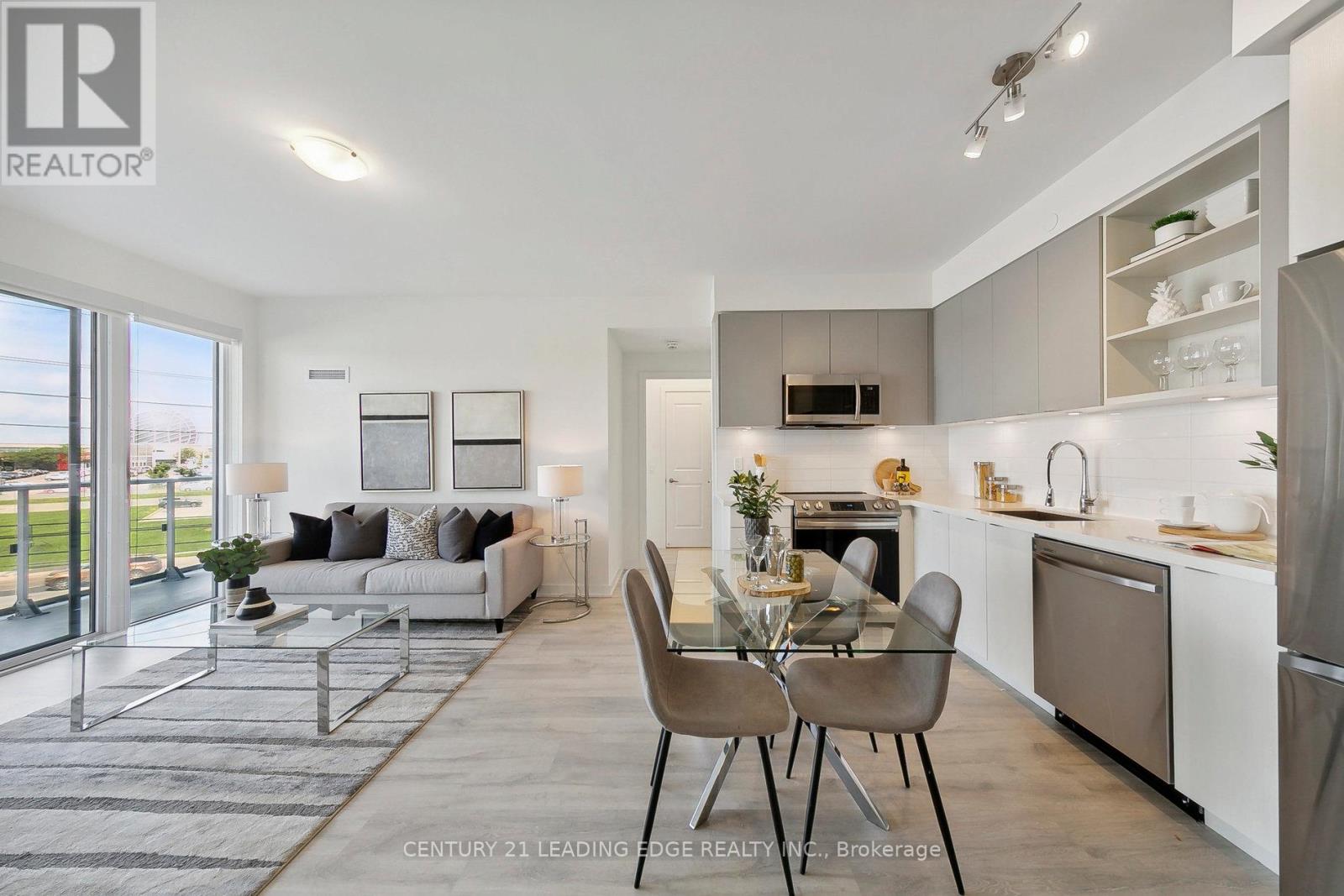 Apartment at 302 - 4655 METCALFE AVENUE, Mississauga (Central Erin Mills)