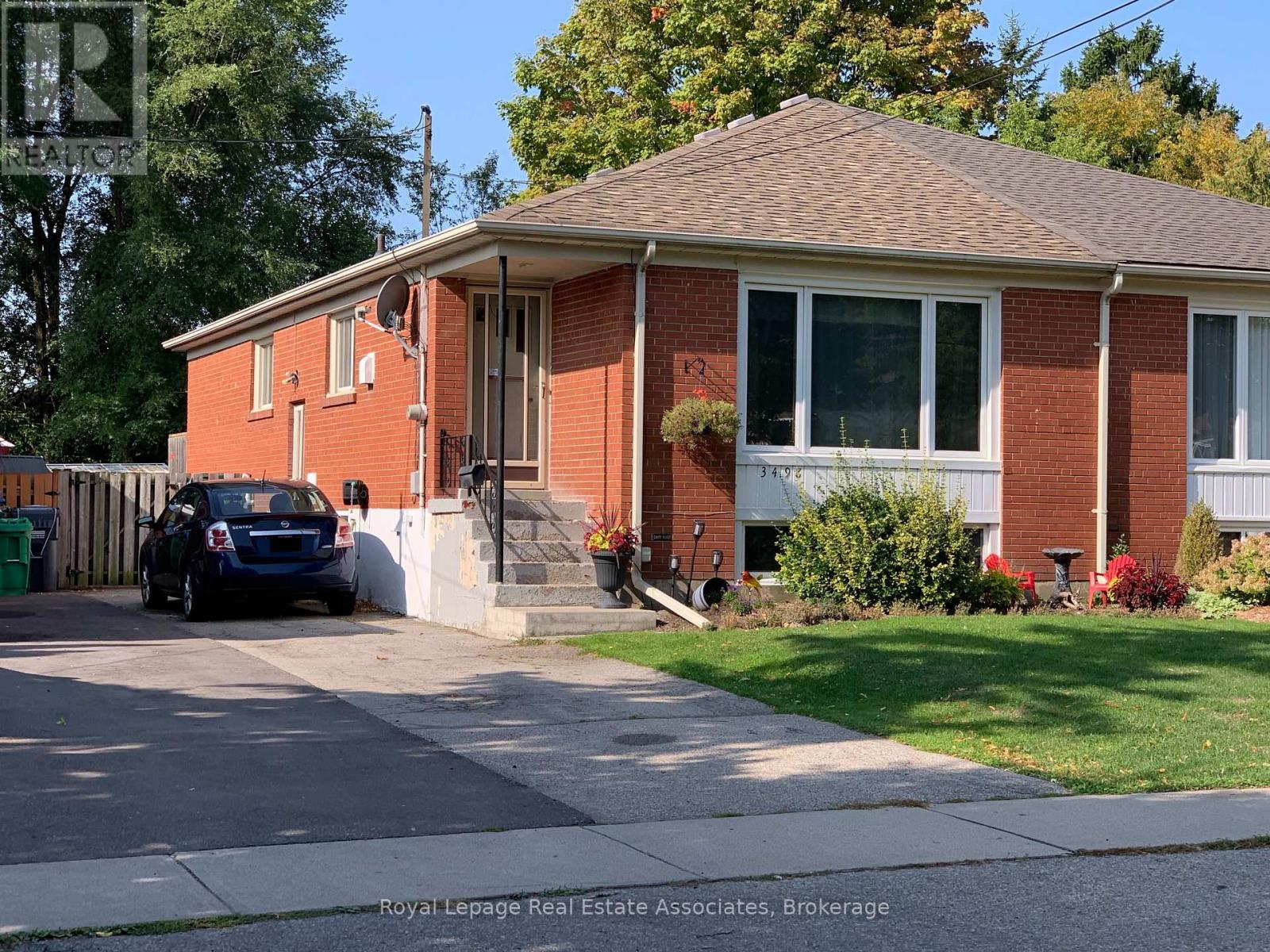 Semi-Detached/Link at 3498 ASHCROFT CRESCENT, Mississauga (Erindale)