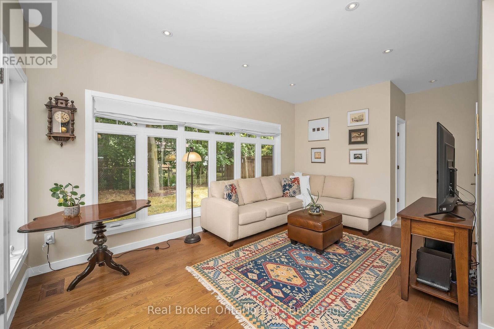 Detached at 285 SURREY DRIVE, Oakville