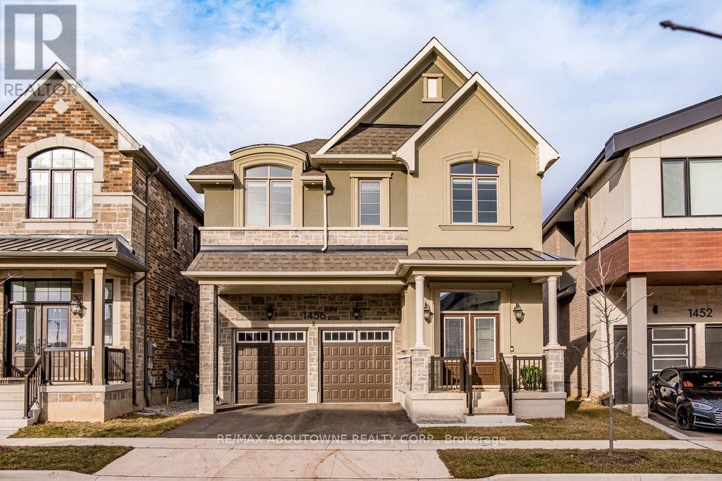 Detached at 1456 FORD STRATHY CRESCENT, Oakville (JM Joshua Meadows)