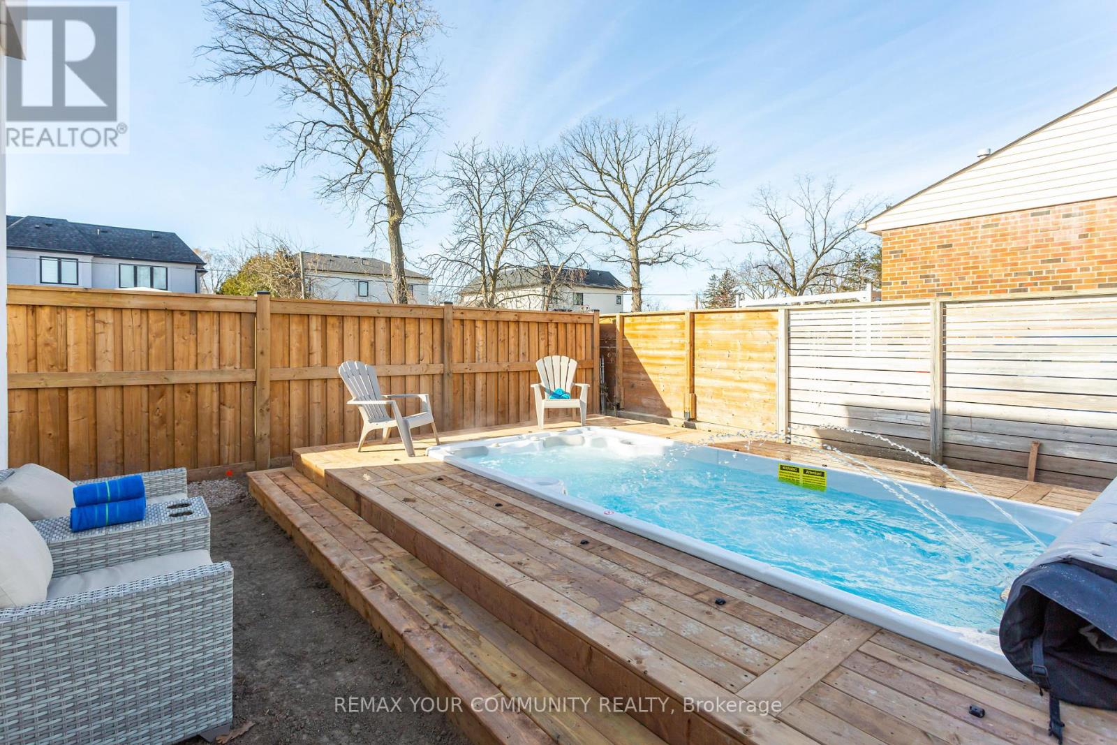 Detached at 338 WOODALE AVENUE, Oakville (WO West)