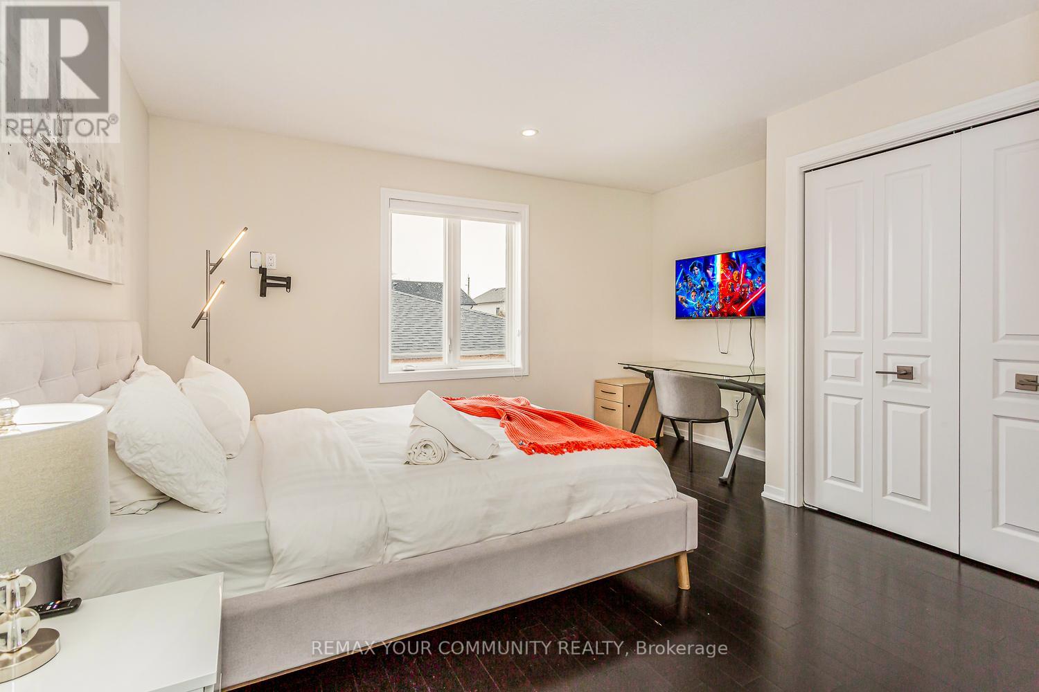 Detached at 338 WOODALE AVENUE, Oakville