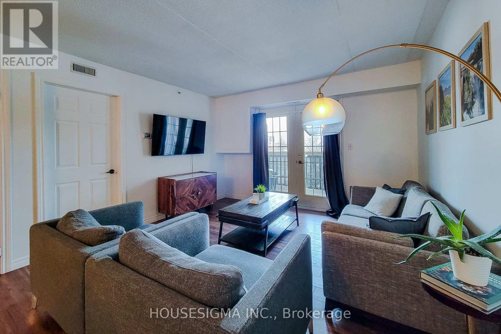 Apartment at 204 - 4003 KILMER DRIVE, Burlington (Tansley)