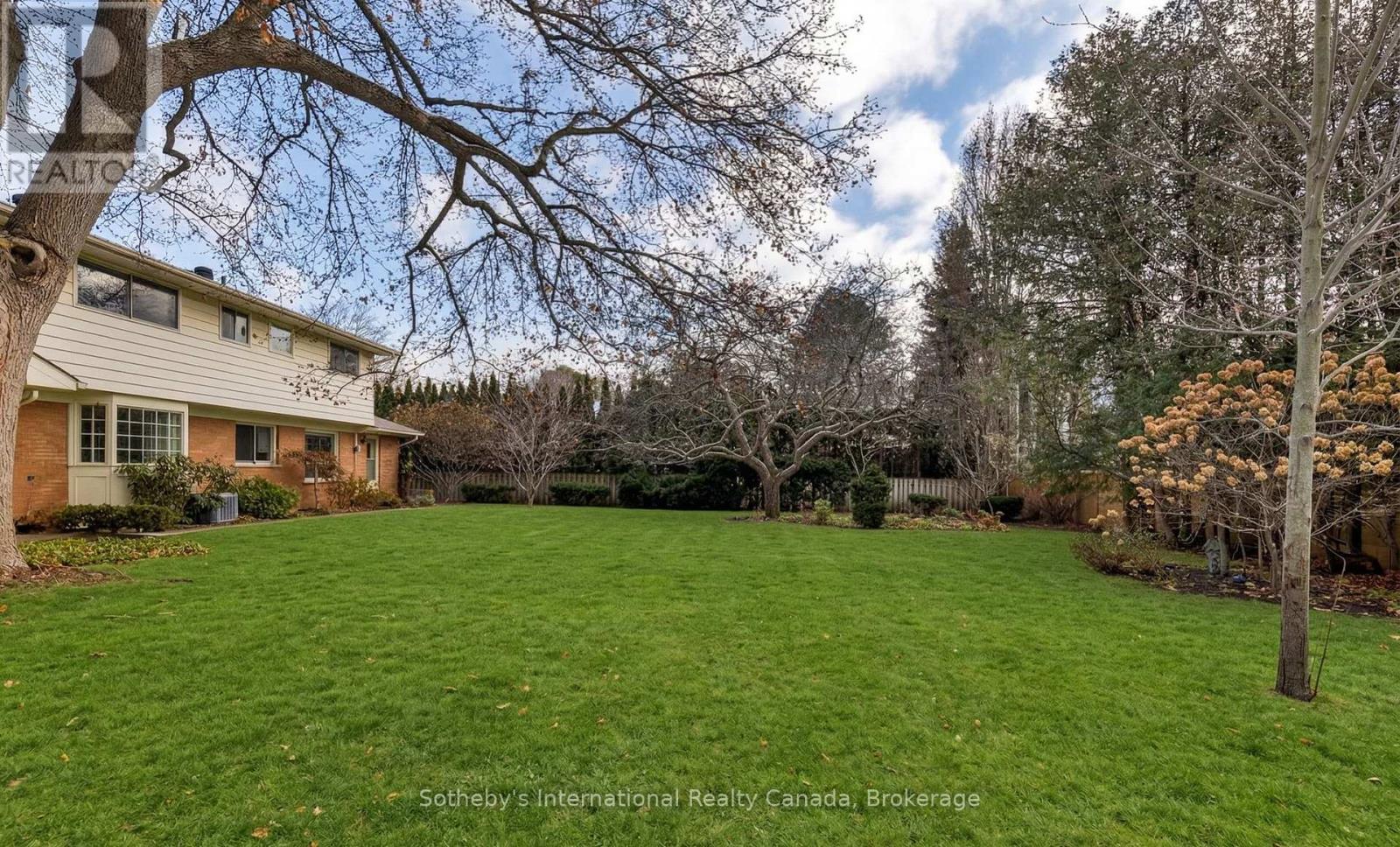 Detached at 174 CLAXTON DRIVE, Oakville