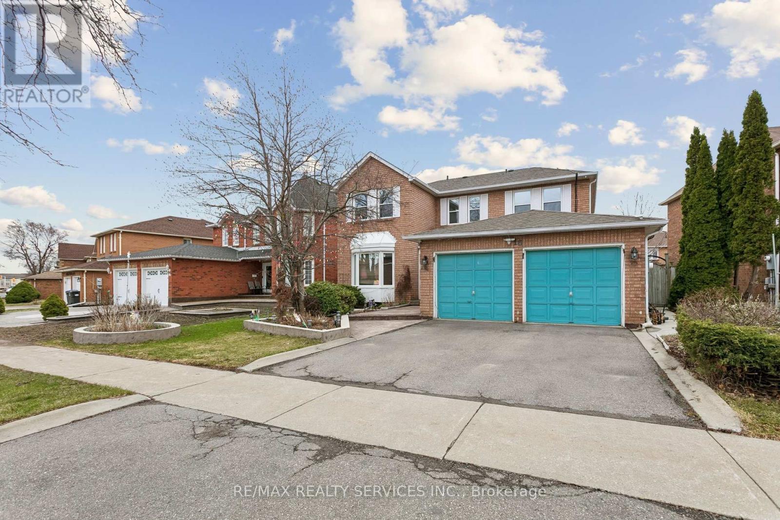 Detached at 16 MAJOR WILLIAM SHARPE DRIVE E, Brampton (Northwood Park)