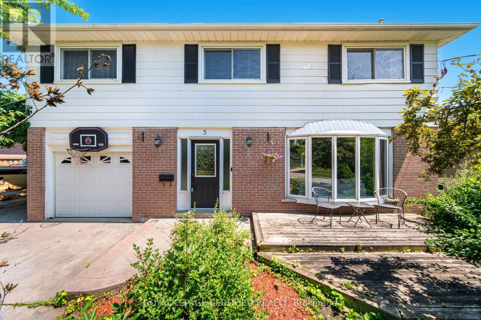 Detached at 5 STOCKMAN CRESCENT, Halton Hills (Georgetown)