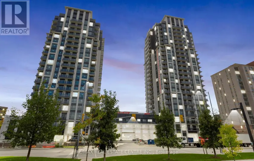 Apartment at 301 - 202 BURNHAMTHORPE ROAD E, Mississauga