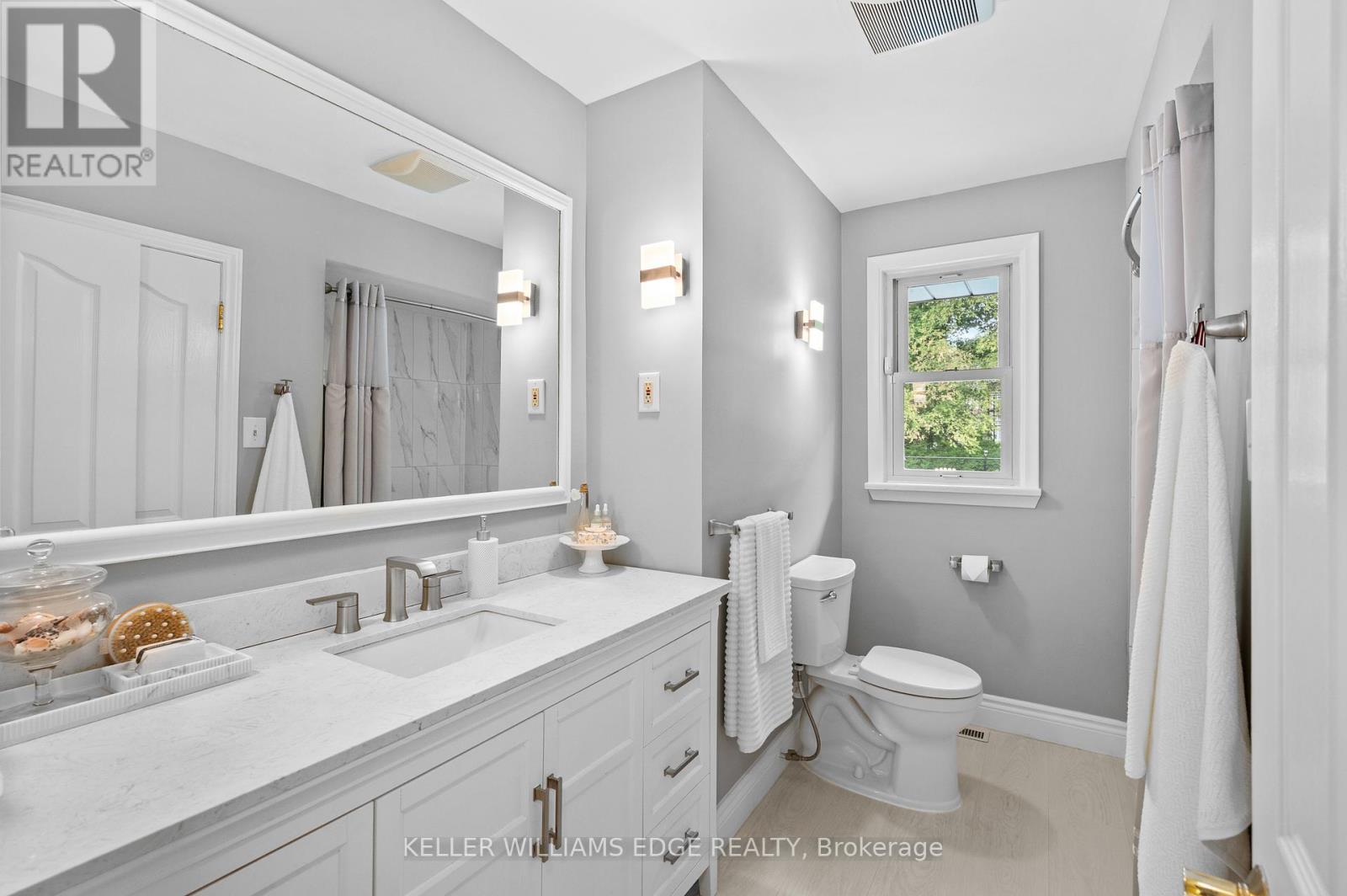 Detached at 1589 CREDITON PARKWAY, Mississauga