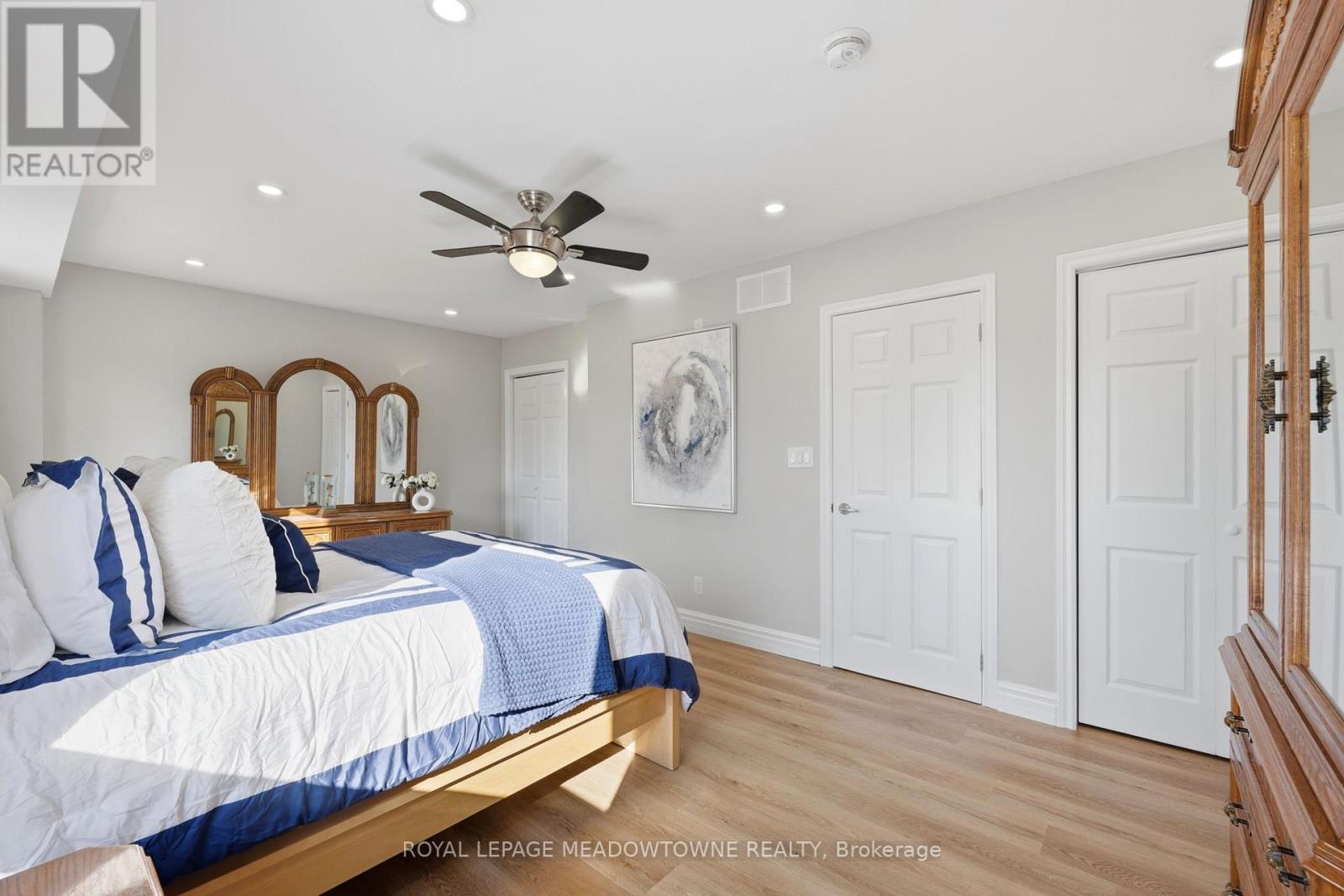 Detached at 73 ELIZABETH DRIVE, Halton Hills