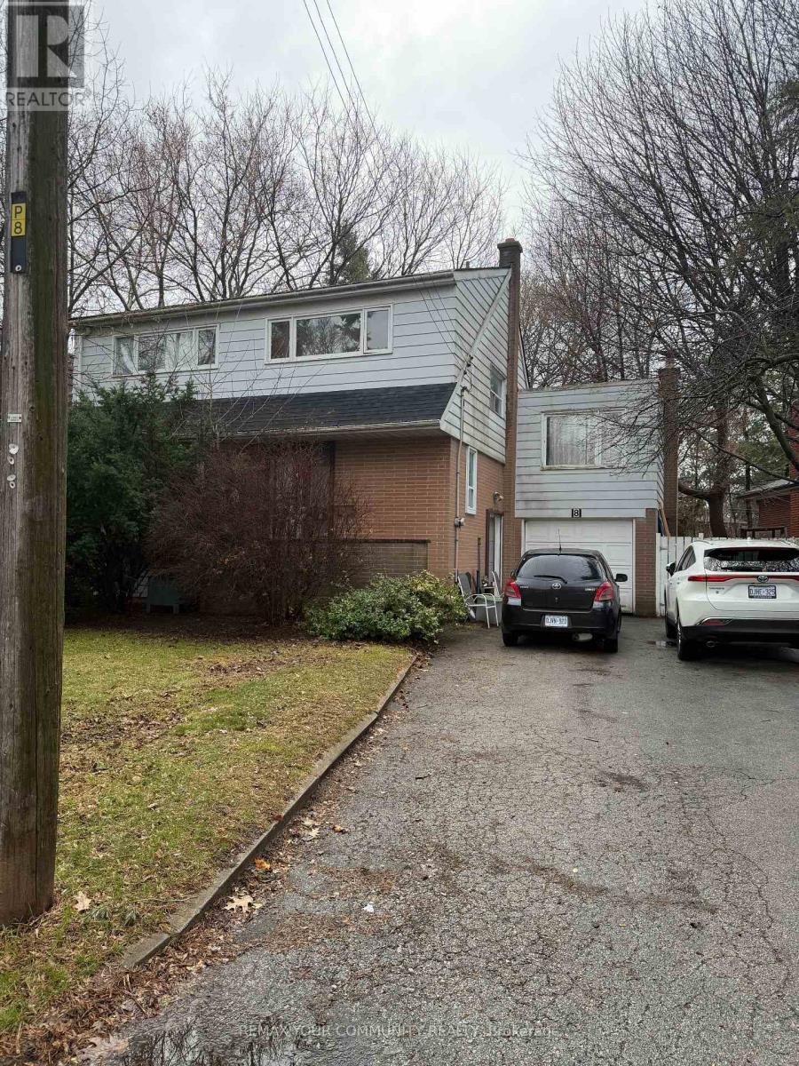 Detached at 8 APPLEDALE ROAD, Toronto (Princess-Rosethorn)