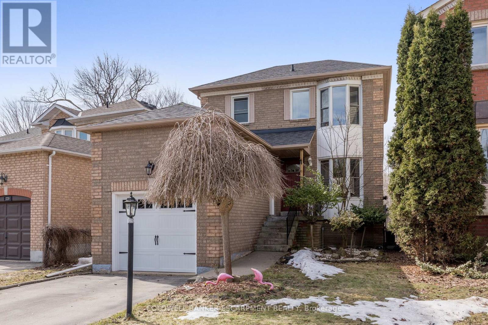 Detached at 222 CHURCHILL ROAD N, Halton Hills (AC Acton)