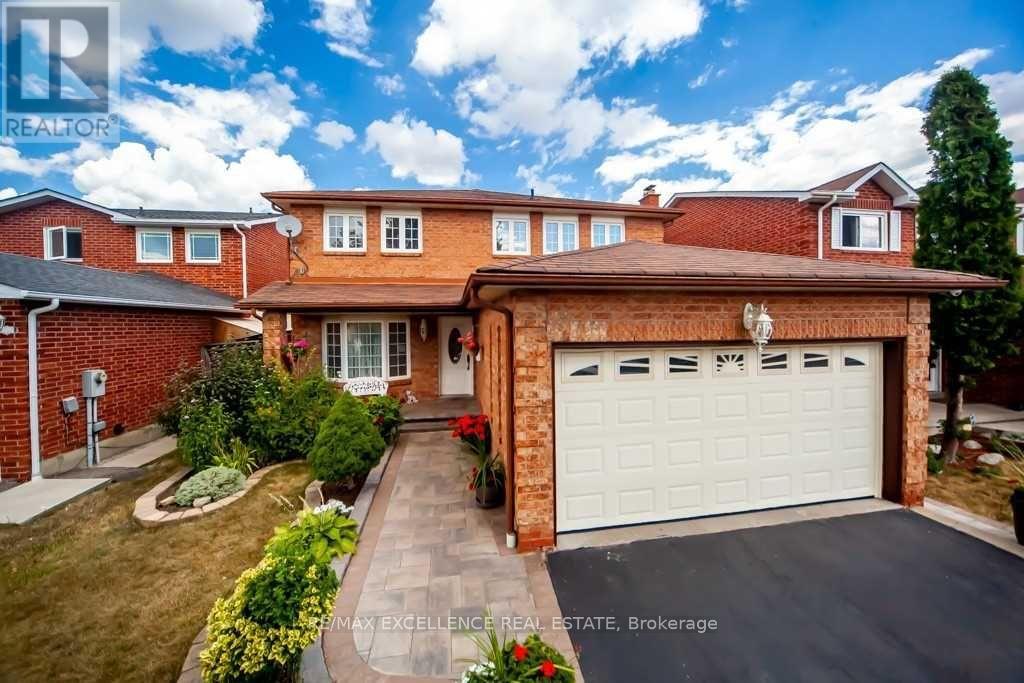 Detached at 30 BALLYCASTLE CRESCENT, Brampton (Heart Lake West)