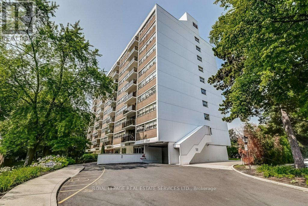 Apartment at 404 - 212 KERR STREET, Oakville (CO Central)