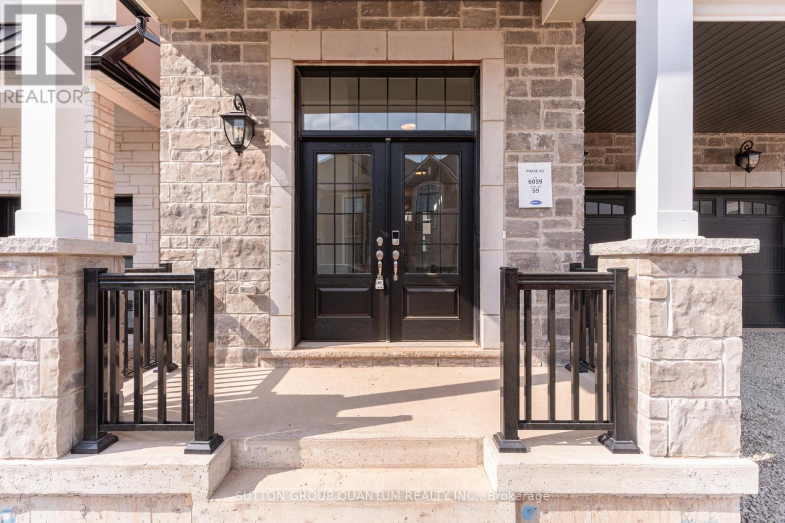 Detached at 3306 WOLVERINE PATH, Oakville