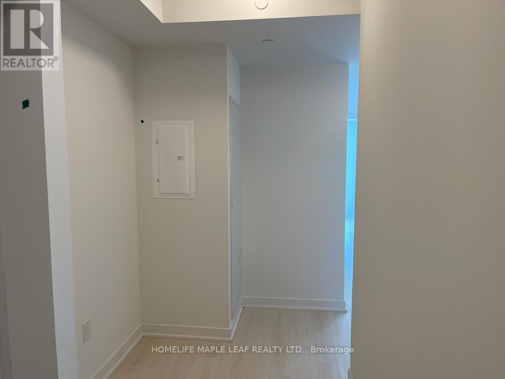 Apartment at 3902 - 3900 CONFEDERATION PARKWAY, Mississauga